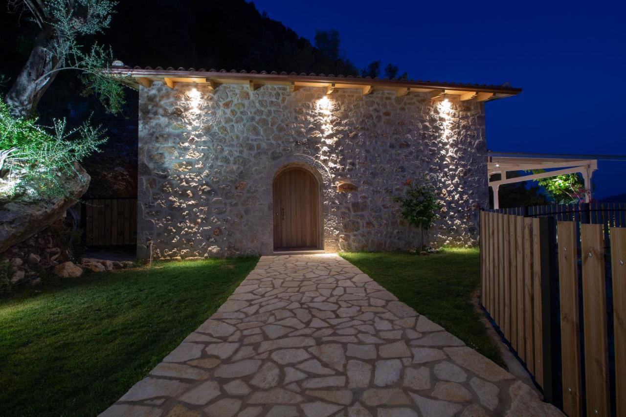 Pnoes Villas Vasiliki  Exterior photo