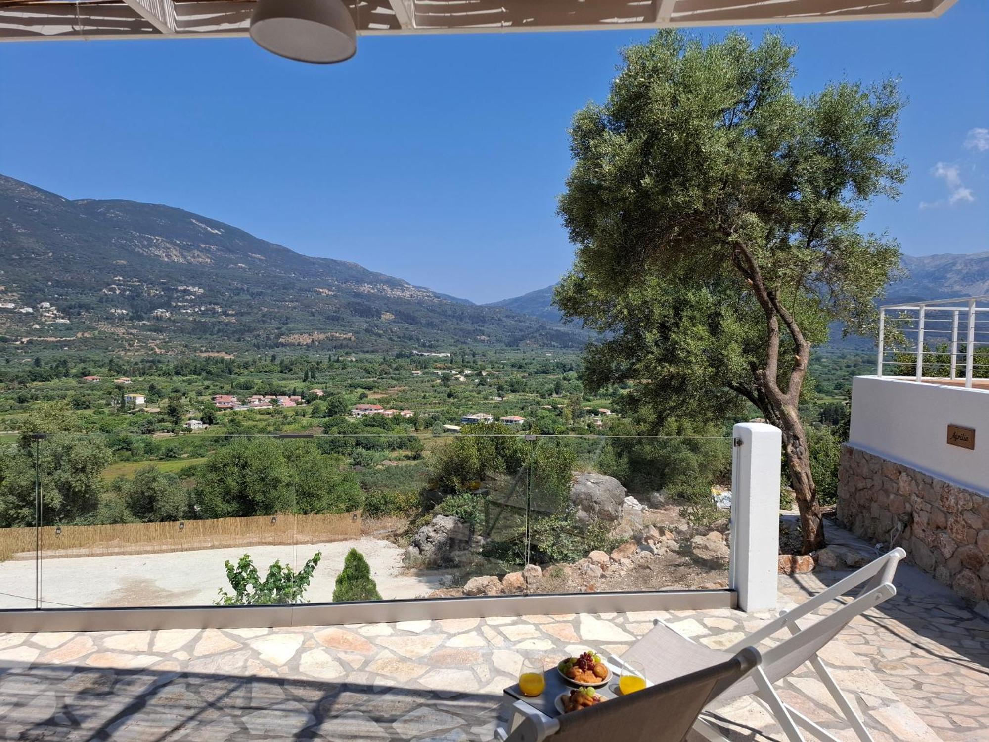 Pnoes Villas Vasiliki  Exterior photo